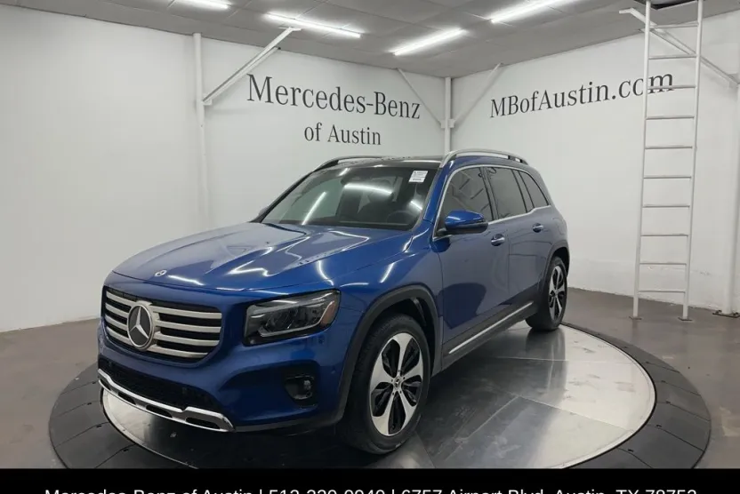 2024 Mercedes Benz GLB 250 4MATIC photo 1