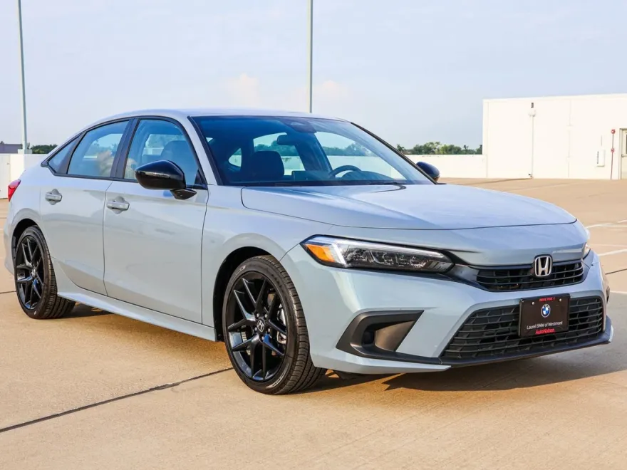 2023 Honda Civic Sport photo 1