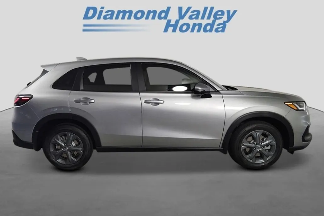 2026 Honda HR-V LX photo 1