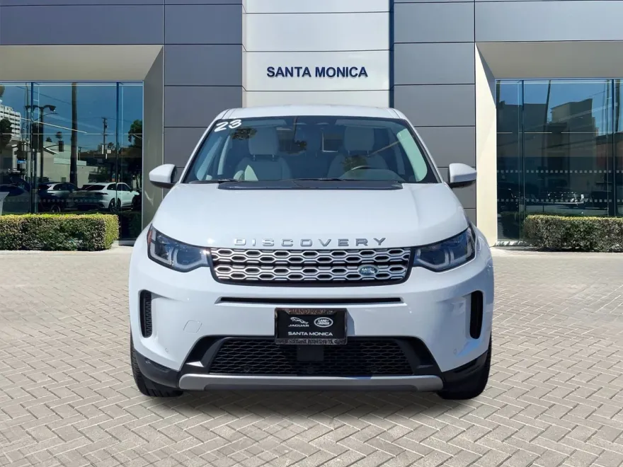 2023 Land Rover Discovery Sport SE photo 1