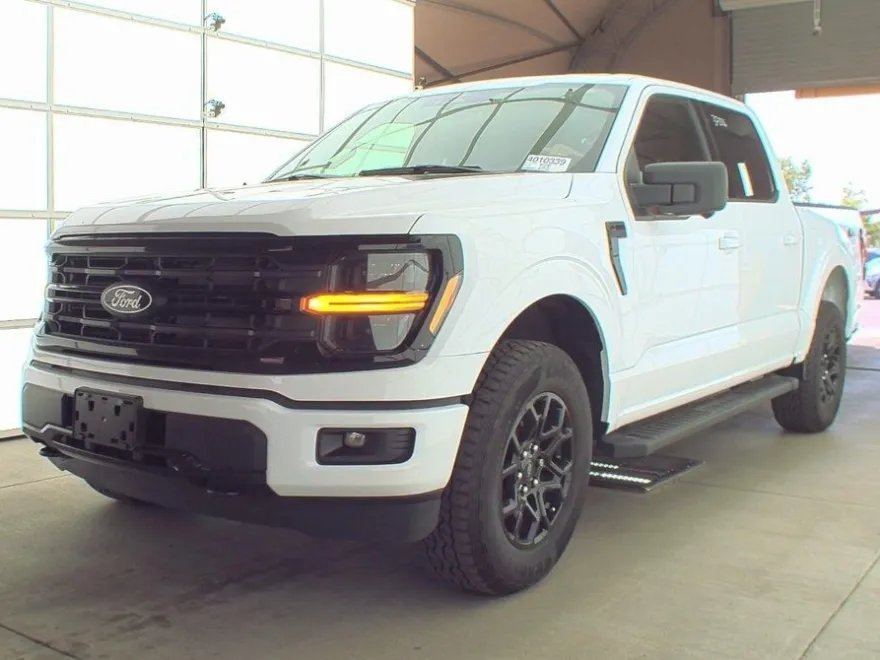 2024 Ford F-150 XLT photo 1