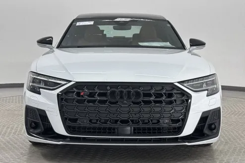 2025 Audi S8 4.0T photo 2