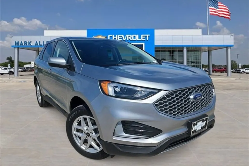 2024 Ford Edge SEL photo 1