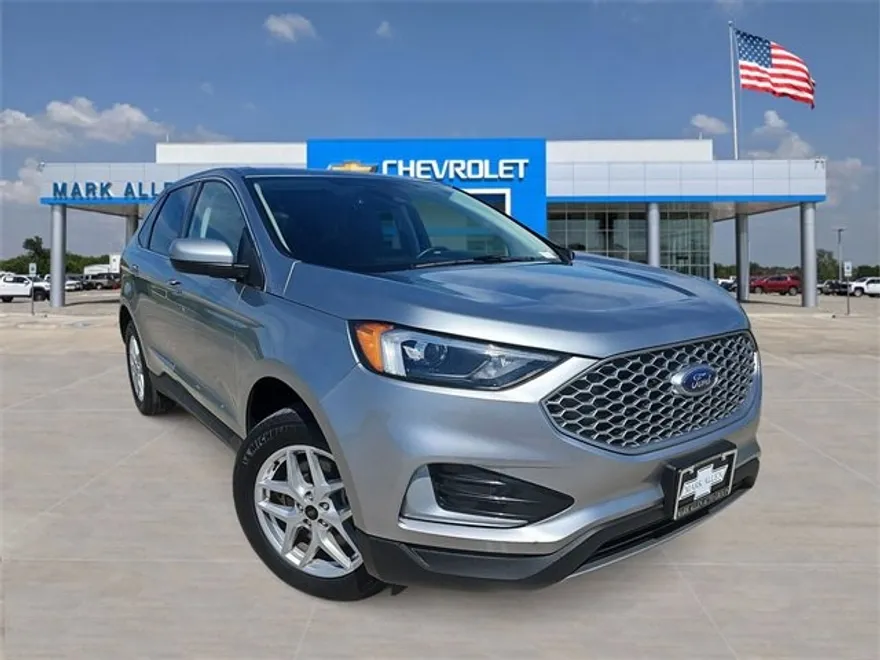 2024 Ford Edge SEL photo 1