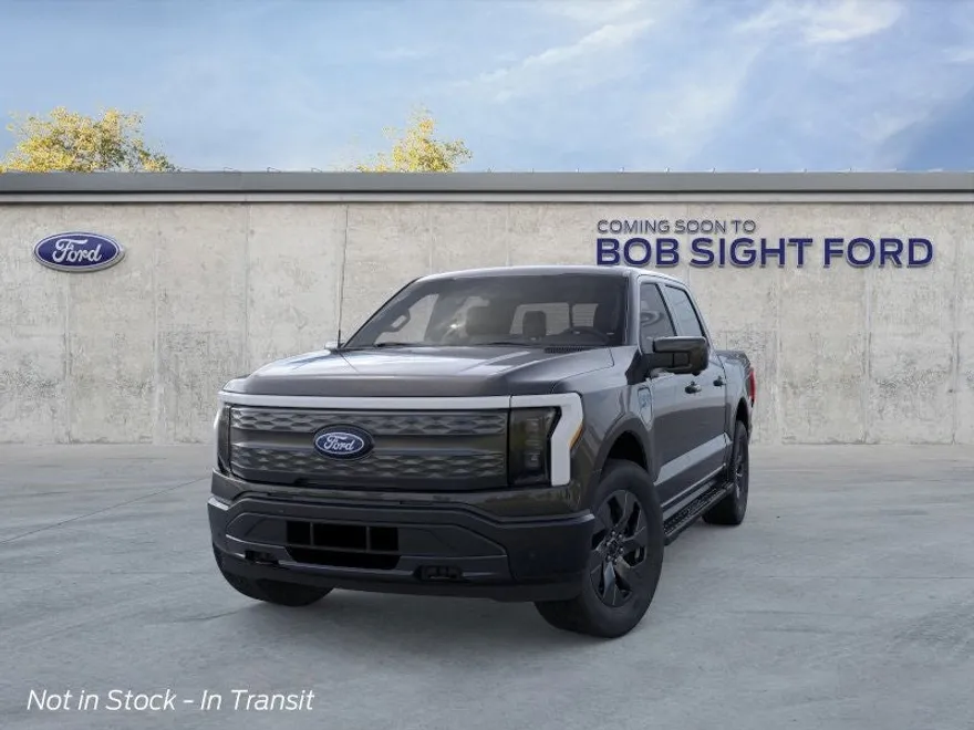 2025 Ford F-150 Lightning Lariat photo 1
