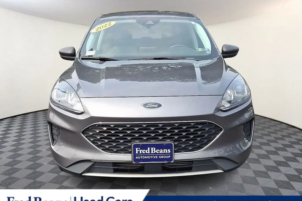 2022 Ford Escape SE photo 1