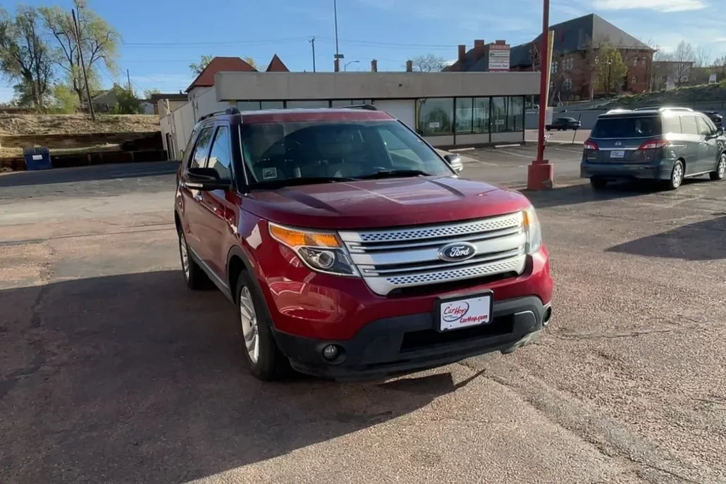 2014 Ford Explorer XLT Sport photo 1