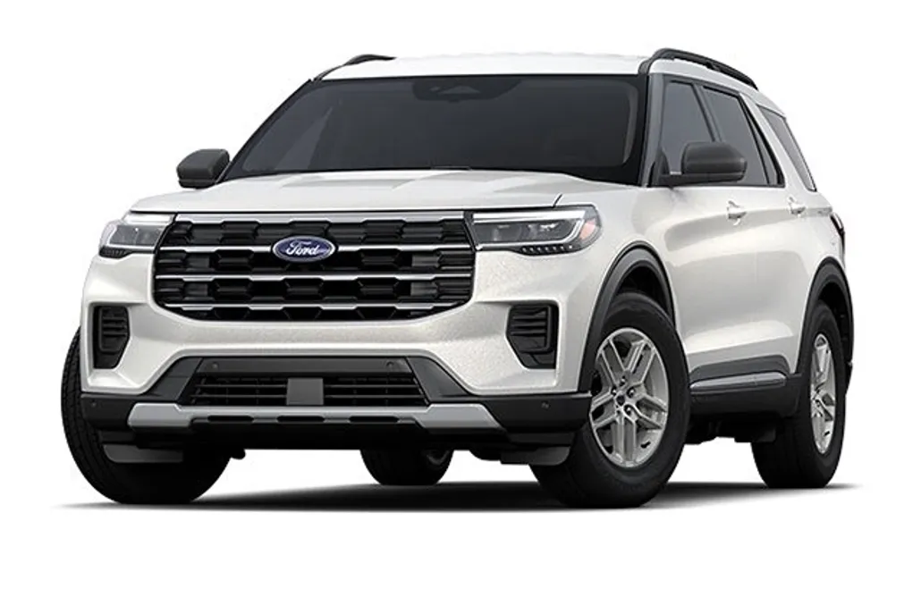 2025 Ford Explorer photo 1