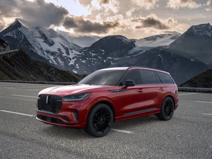 2025 Lincoln Aviator Reserve photo 1