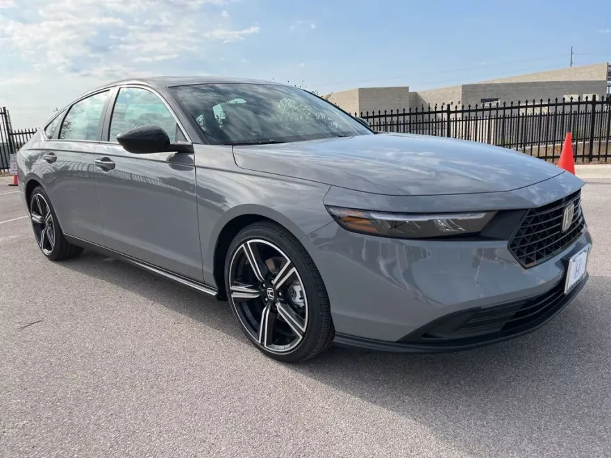2025 Honda Accord Hybrid Sport photo 1