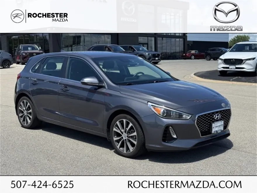 2018 Hyundai Elantra GT Base photo 1