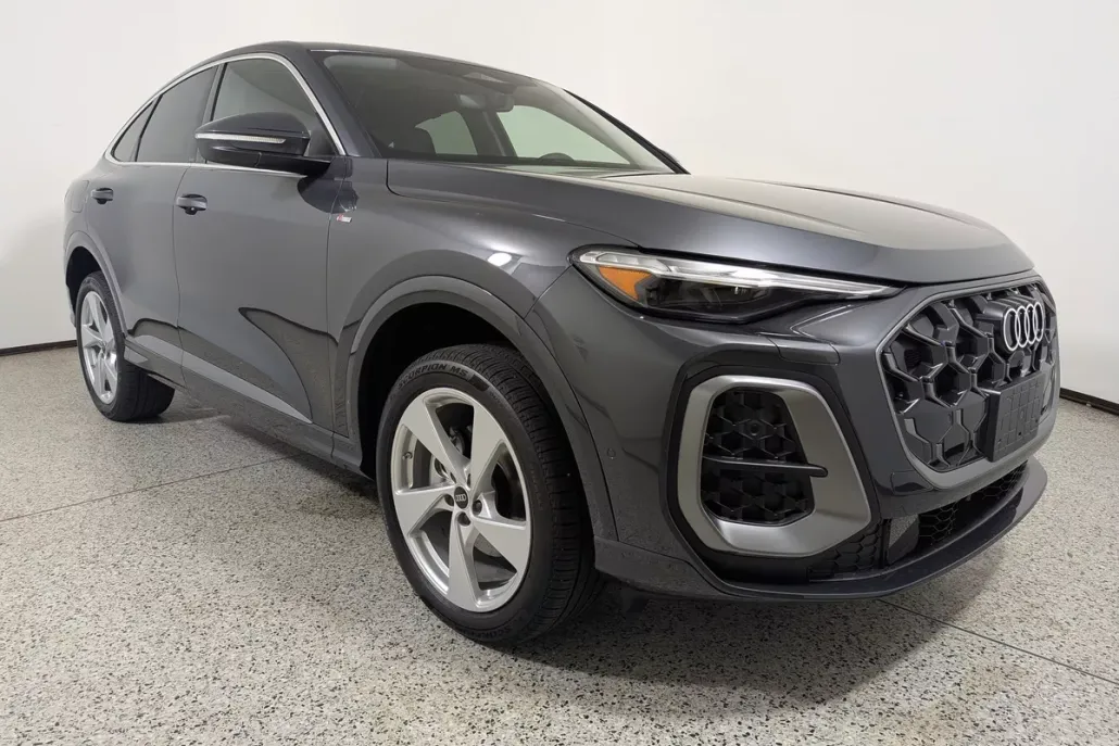 2025 Audi Q5 2.0T Premium Plus photo 1