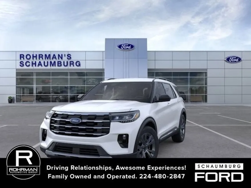 2025 Ford Explorer photo 1