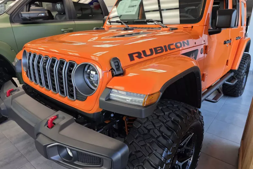 2025 Jeep Wrangler Rubicon photo 1