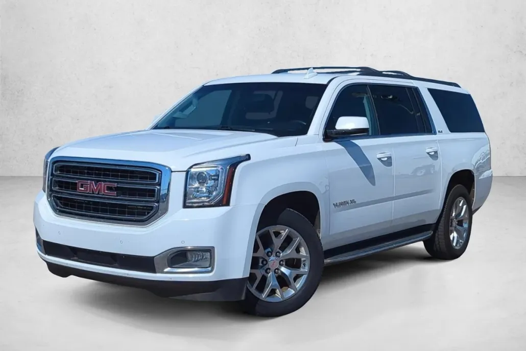 2017 Gmc Yukon XL SLE photo 1