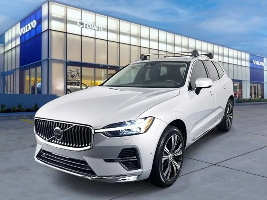 2023 Volvo XC60 B5 Plus photo 1