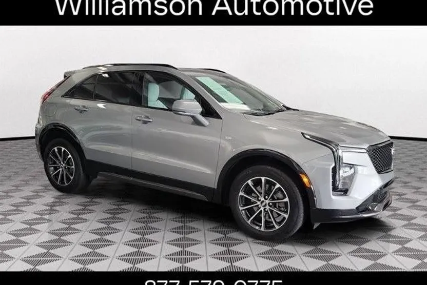 2024 Cadillac XT4 Sport photo 1