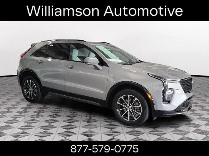2024 Cadillac XT4 Sport photo 1