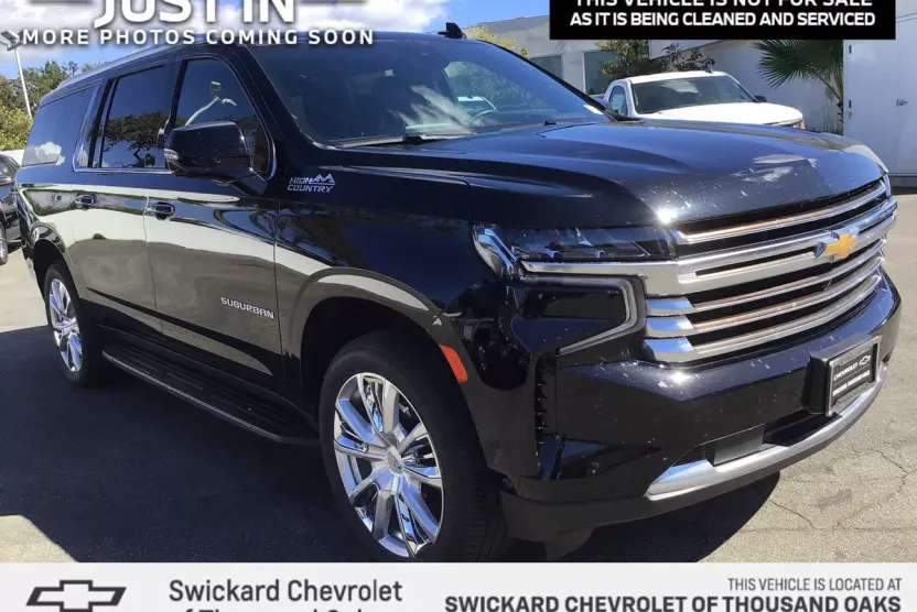 2024 Chevrolet Suburban High Country photo 1