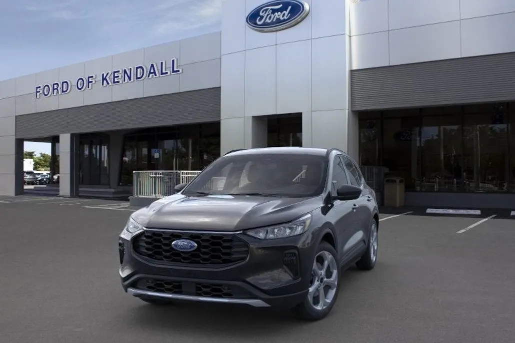 2025 Ford Escape ST-Line photo 1
