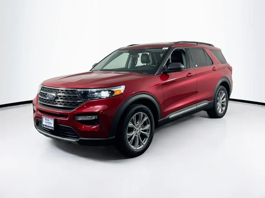 2022 Ford Explorer XLT photo 1