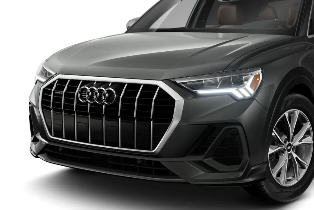 2025 Audi Q3 45 TFSI S line Premium photo 1