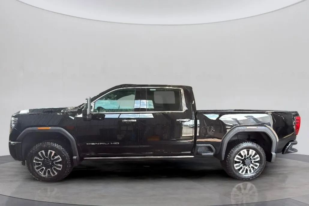 2025 Gmc Sierra 2500 Denali Ultimate photo 1