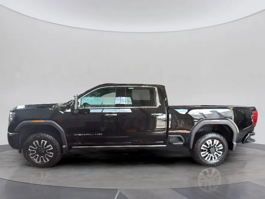 2025 Gmc Sierra 2500 Denali Ultimate photo 1