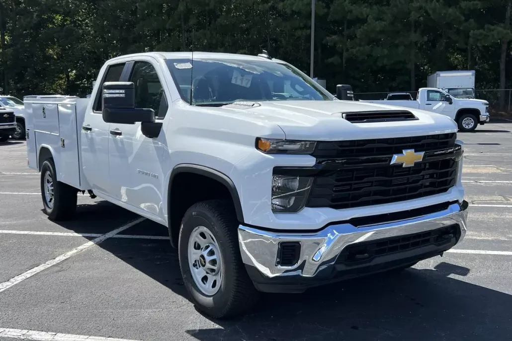 2024 Chevrolet Silverado 3500HD photo 1