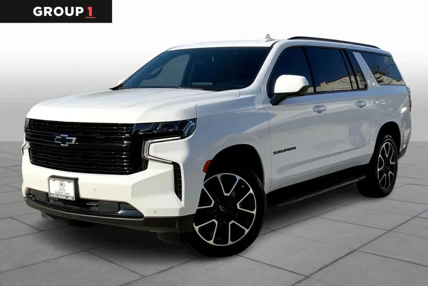2023 Chevrolet Suburban RST photo 1