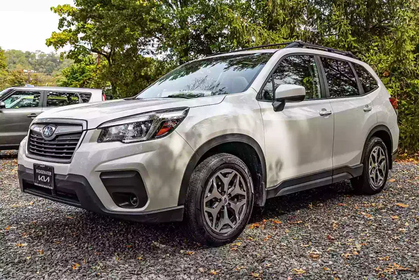 2020 Subaru Forester Premium photo 1