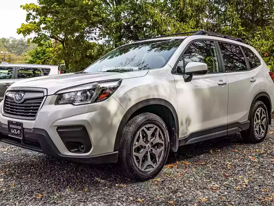 2020 Subaru Forester Premium photo 1
