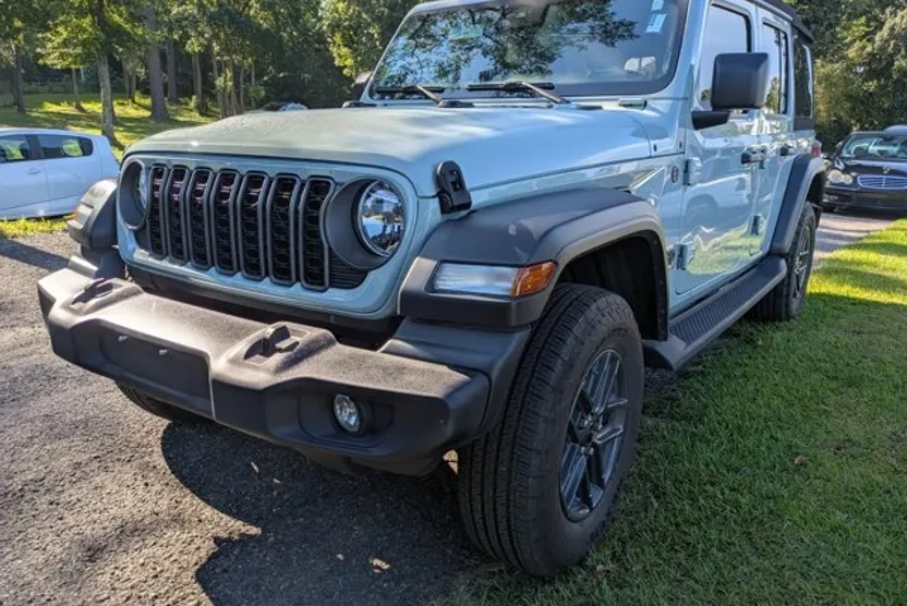2024 Jeep Wrangler Sport S photo 1