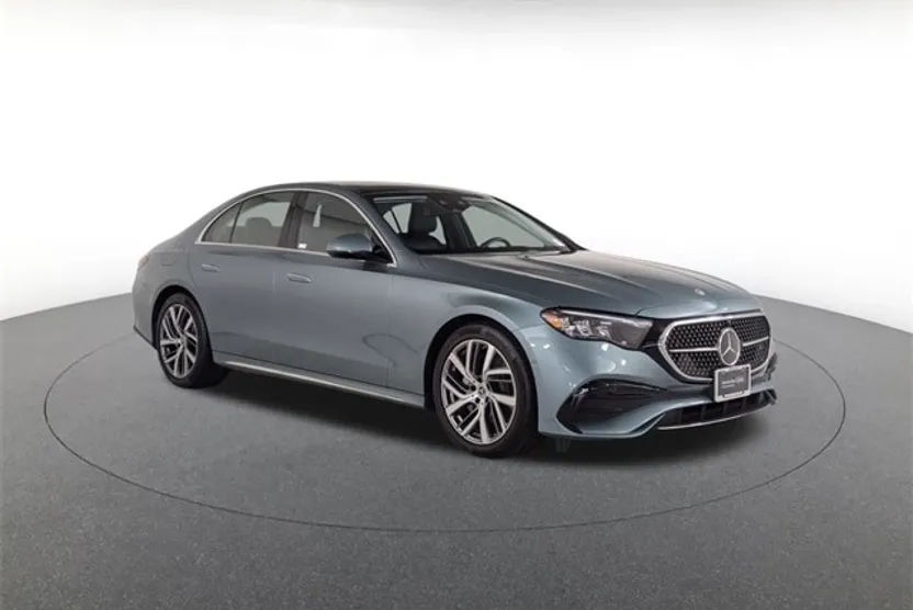 2025 Mercedes Benz E 350 4MATIC Sedan photo 1