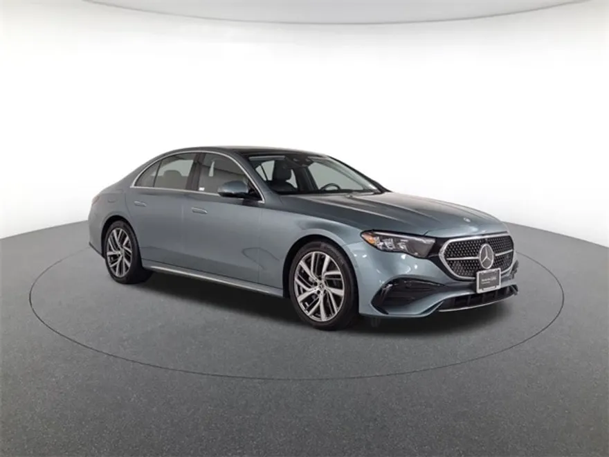 2025 Mercedes Benz E 350 4MATIC Sedan photo 1