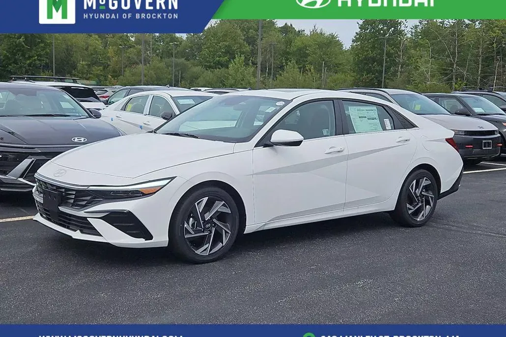 2025 Hyundai Elantra SEL Convenience photo 1