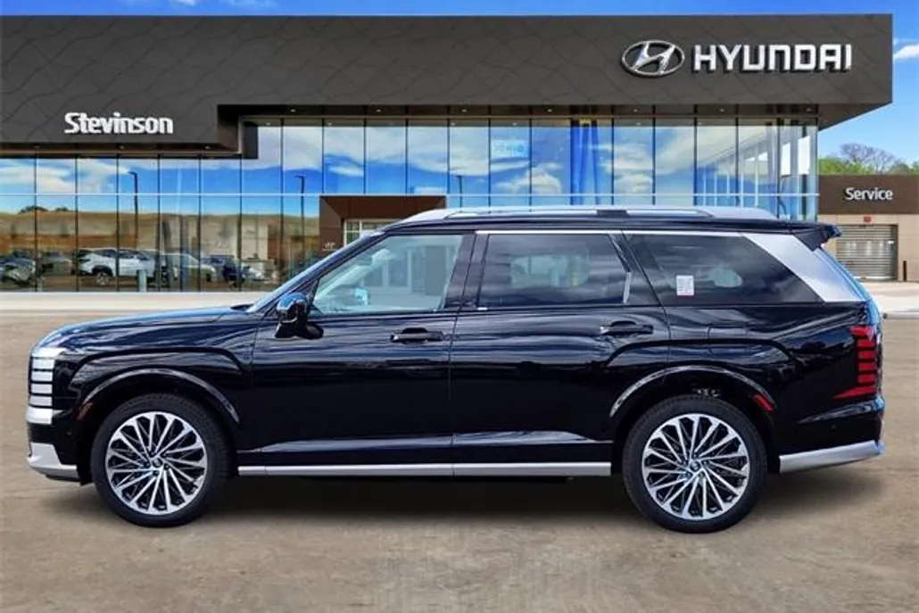2026 Hyundai Palisade Limited photo 1