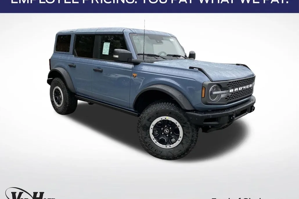 2025 Ford Bronco Badlands photo 1