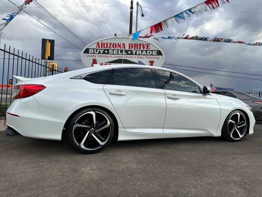 2019 Honda Accord Sport photo 1