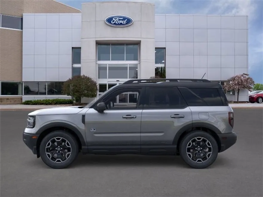 2025 Ford Bronco Sport Outer Banks photo 1