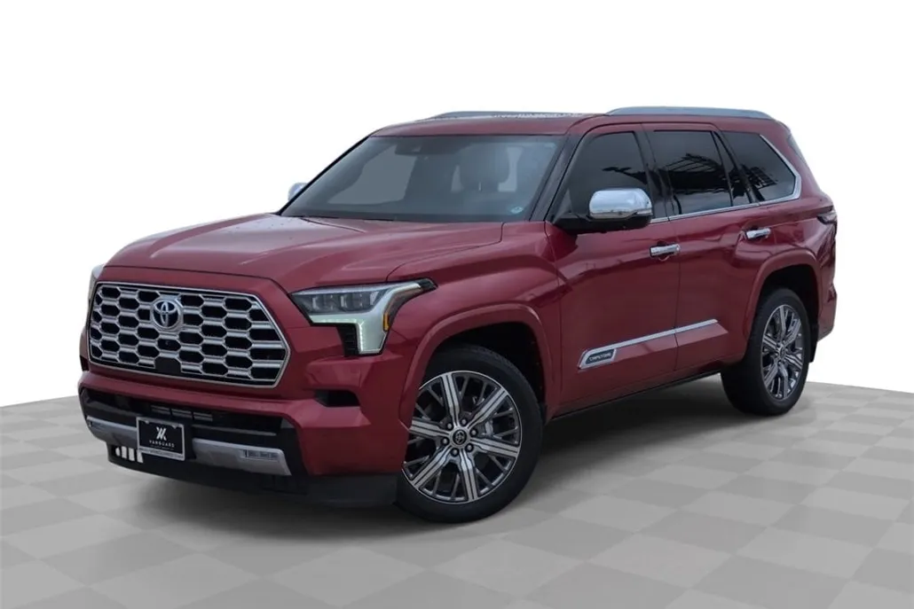 2023 Toyota Sequoia Limited photo 1