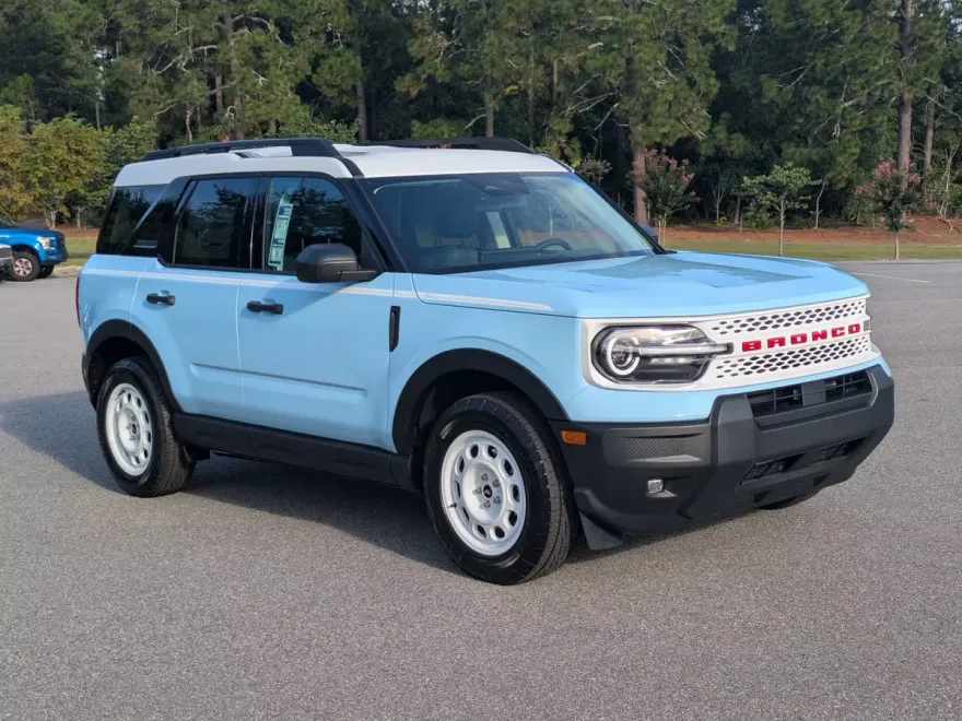 2025 Ford Bronco Sport Heritage photo 1