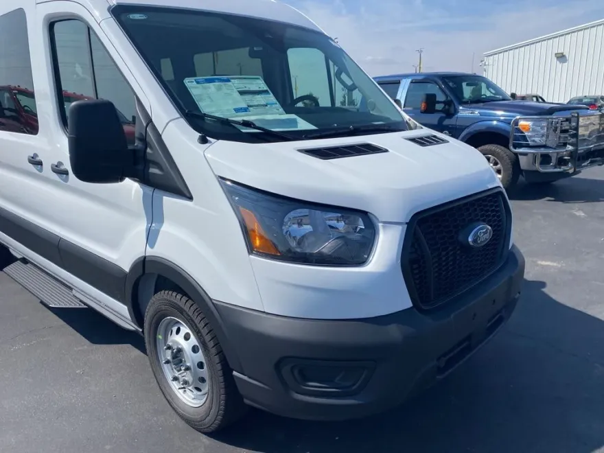 2025 Ford Transit photo 1