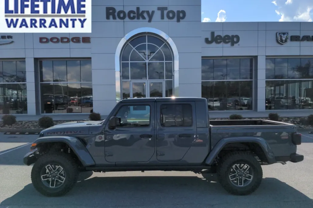 2025 Jeep Gladiator Mojave photo 1