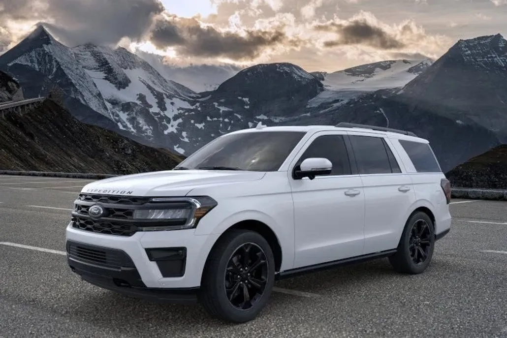2024 Ford Expedition Limited photo 1