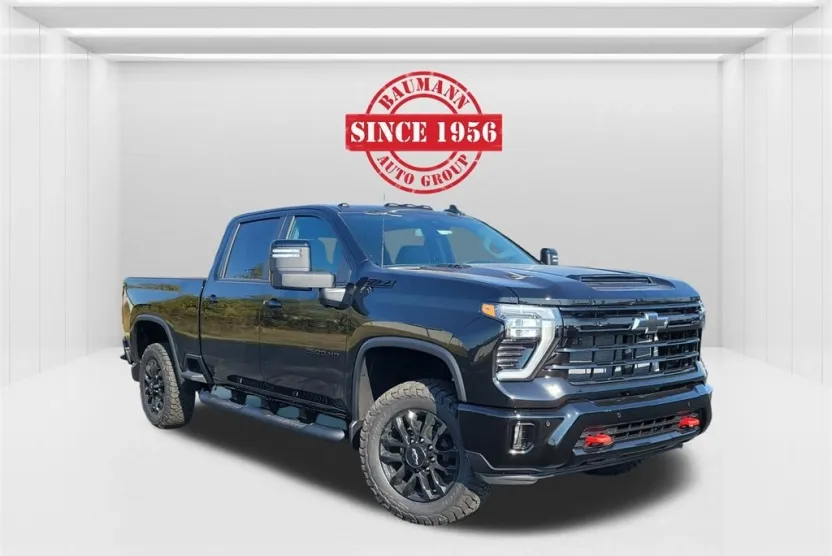 2026 Chevrolet Silverado 2500HD LT photo 1