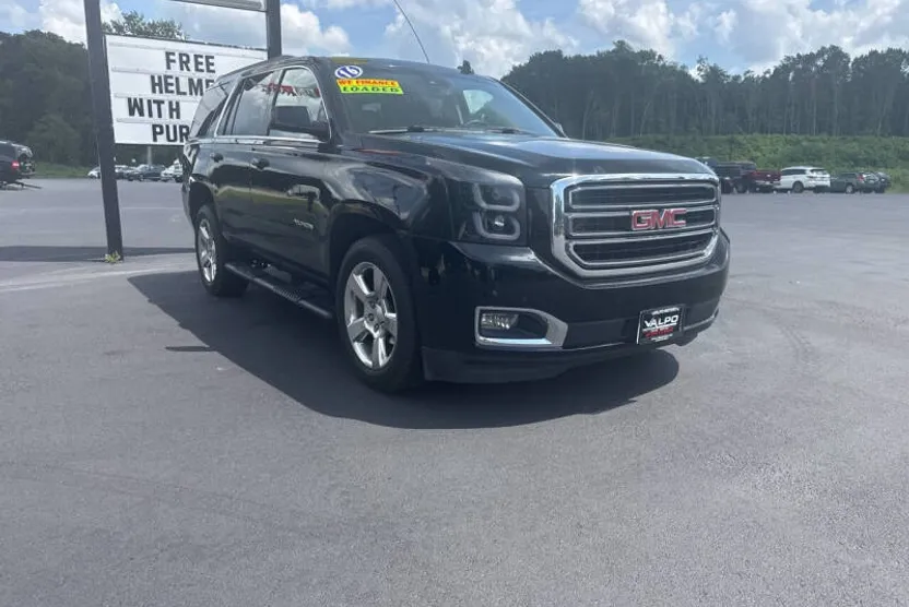2016 Gmc Yukon SLT photo 1