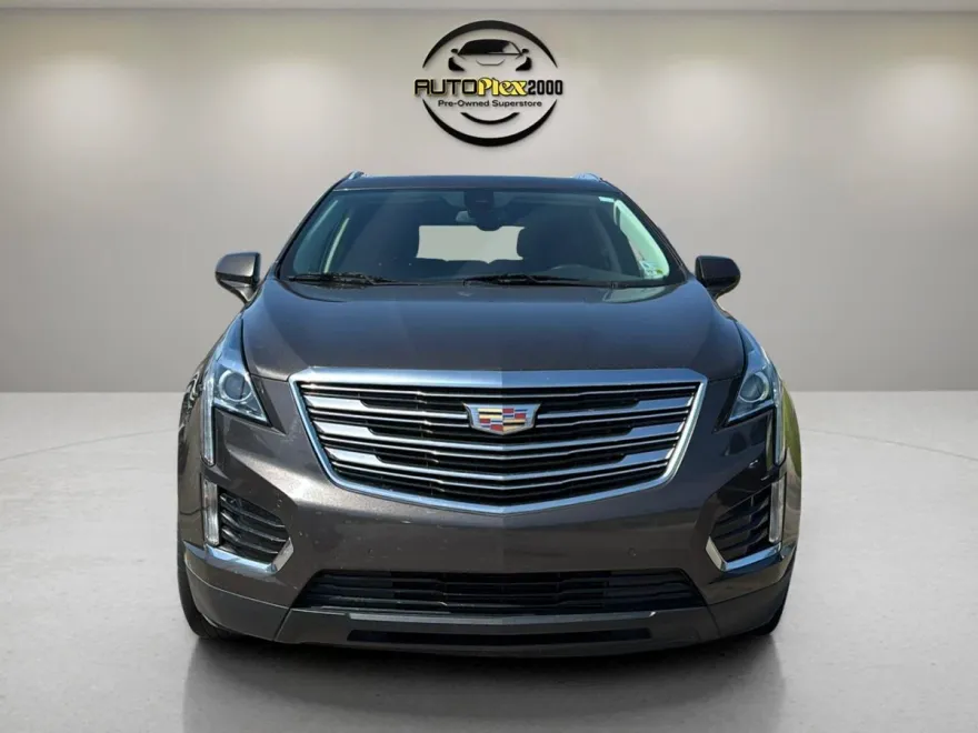 2019 Cadillac XT5 Luxury photo 1