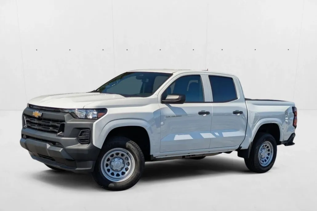 2026 Chevrolet Colorado Work Truck photo 1