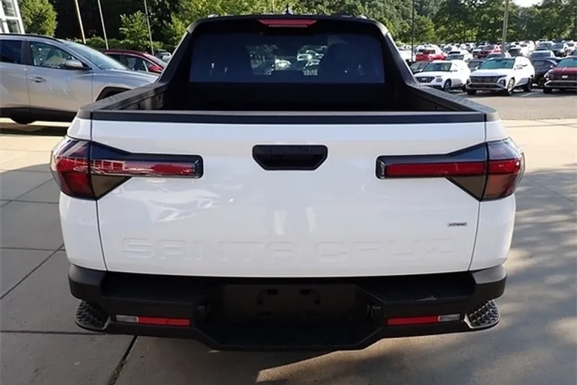 2026 Hyundai Santa Cruz SEL photo 1